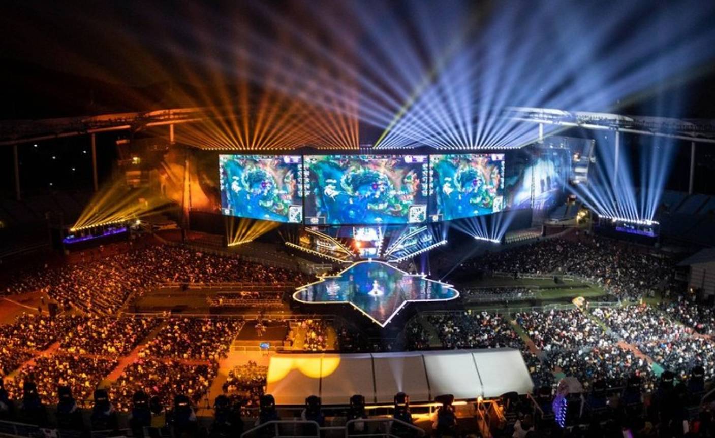 在非关键节 在非关键节